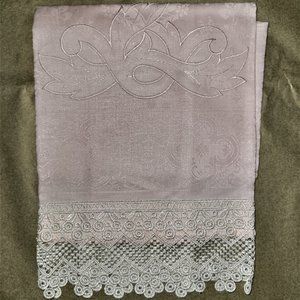2 - Austrian Pink Jacquard Patterned/Off-White Lace Hand Towels
